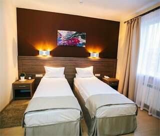 Гостиница Хемингуэй Краснодар Стандарт с ванной трехместный-3